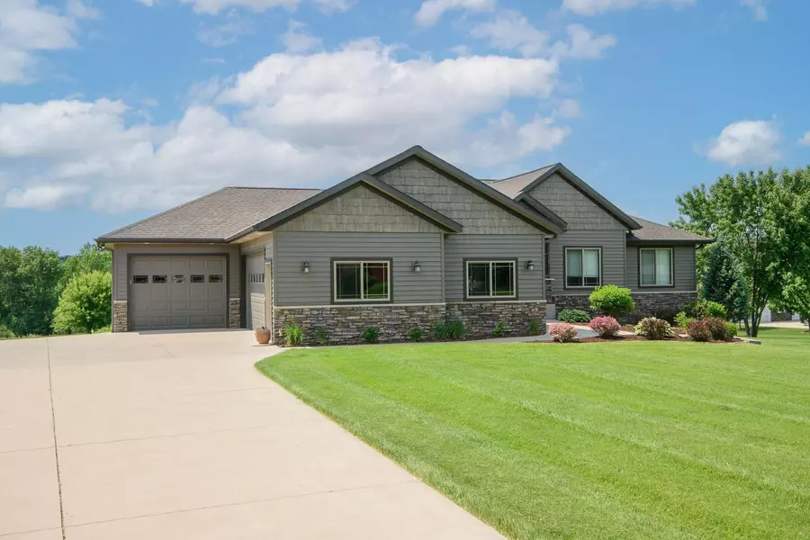 6315 386th ST, Sartell, MN 56377