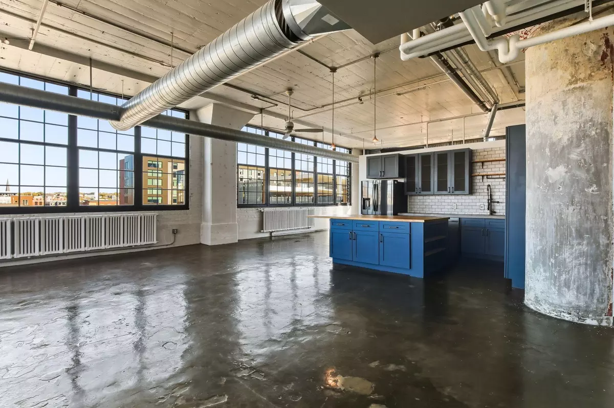 Saint Paul, MN 55101,500 Robert ST N #401