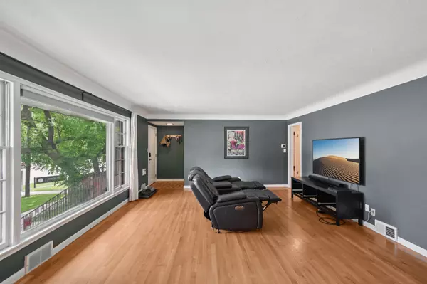 Saint Paul, MN 55108,1346 Como AVE