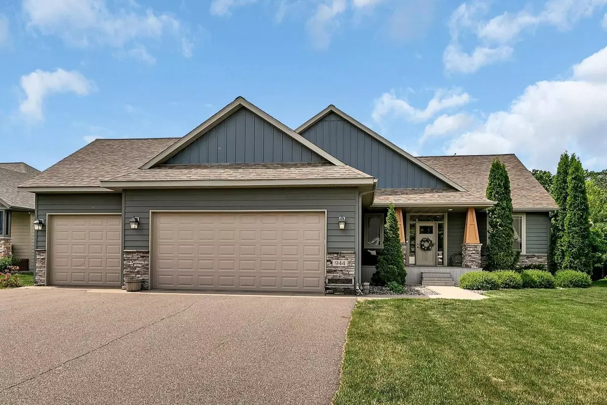 Sauk Rapids, MN 56379,944 Cove CT NW