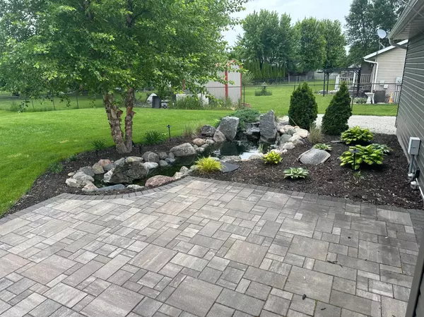 Owatonna, MN 55060,1440 NE Mineral Springs RD NE