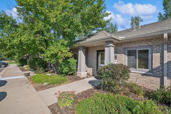 8925 Aztec DR, Eden Prairie, MN 55347