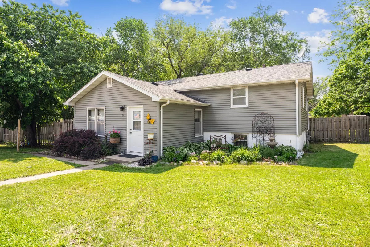 Kimball, MN 55353,21 Cherry ST N
