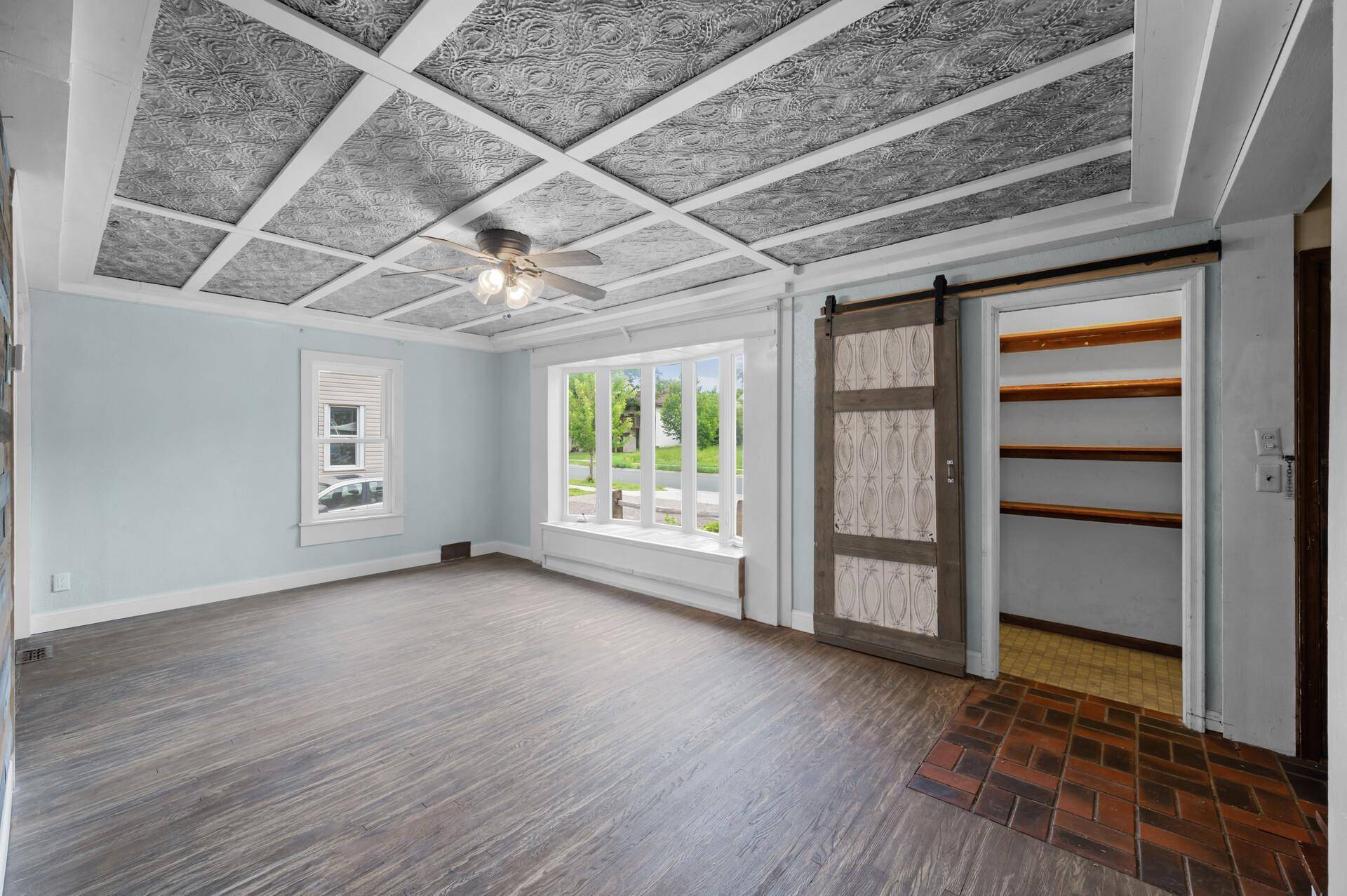 Anoka, MN 55303,524 Madison ST