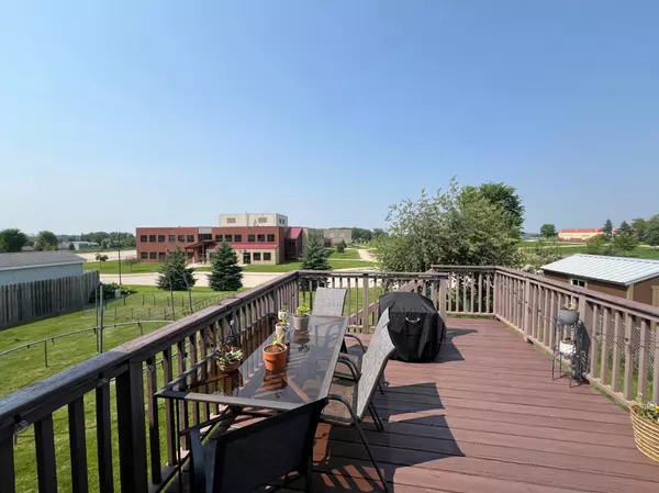 Byron, MN 55920,823 4th ST NE