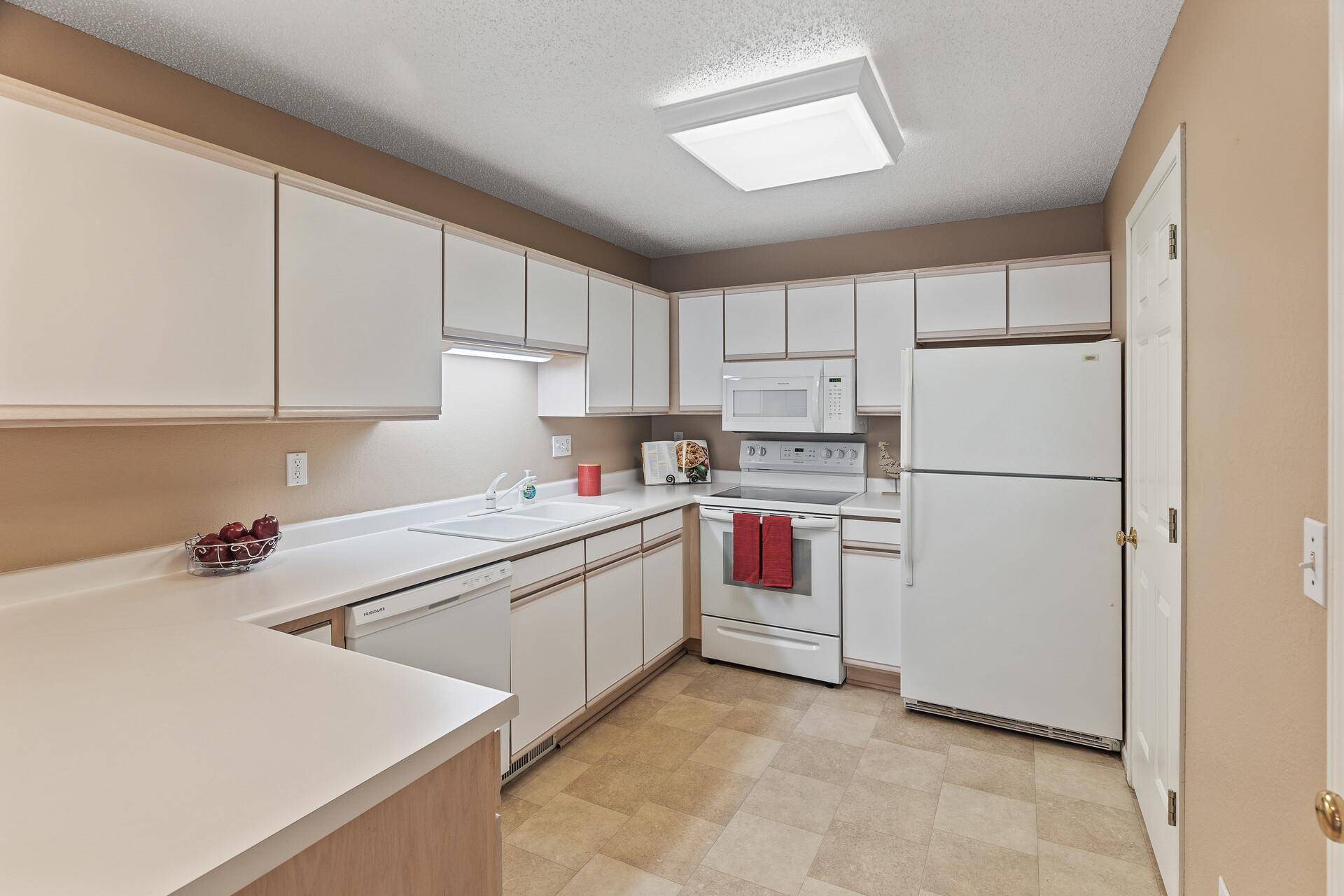 5598 Kalland AVE NE, Albertville, MN 55301