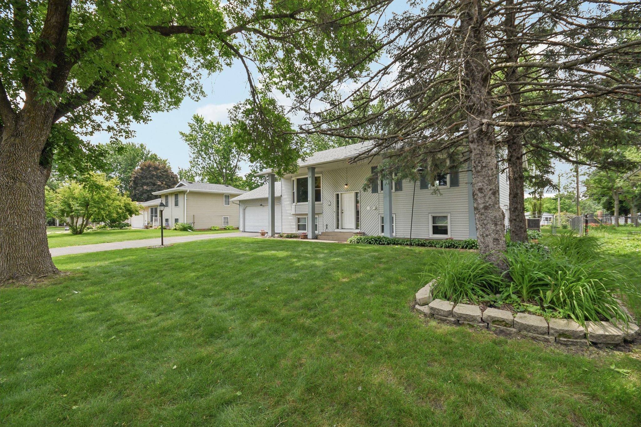 Lakeville, MN 55068,16589 Galena AVE W