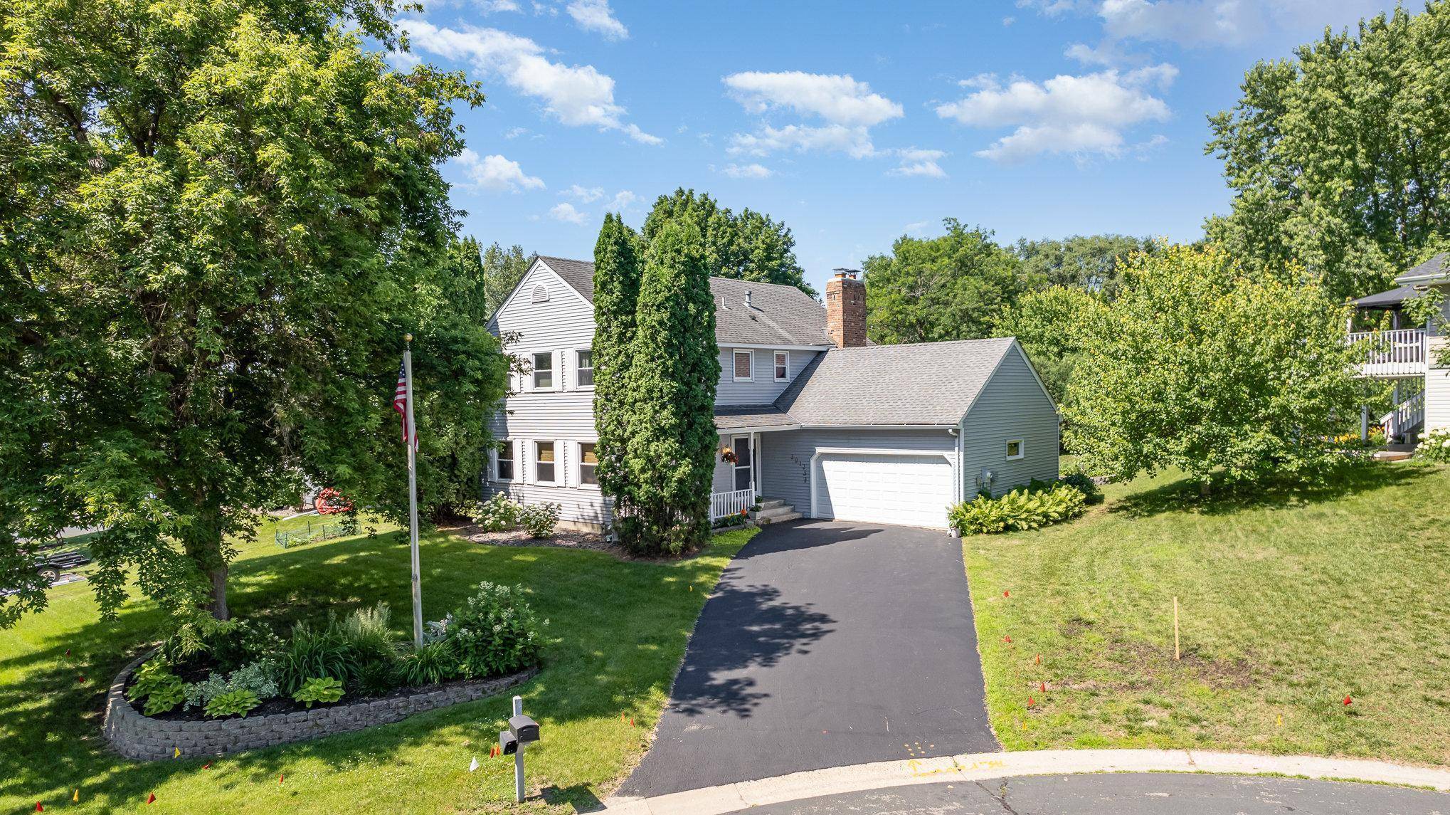 3013 Bluffs DR, Mound, MN 55364