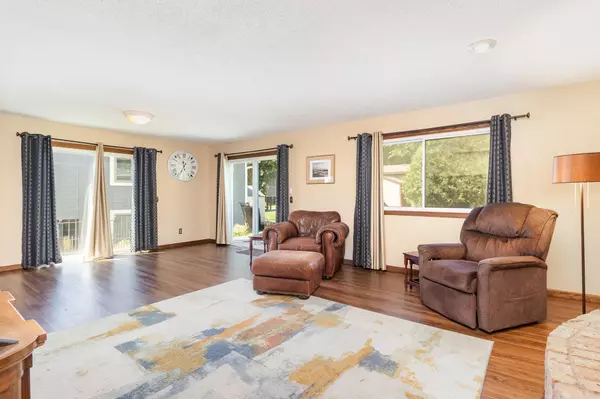 Mound, MN 55364,3013 Bluffs DR