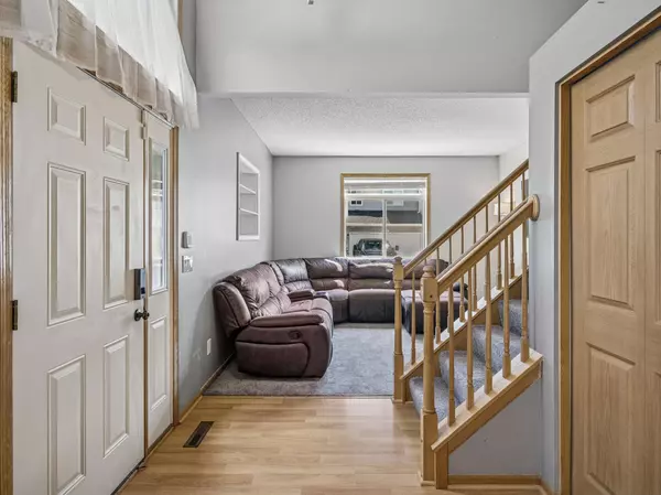 Woodbury, MN 55125,650 Kingfisher LN #L