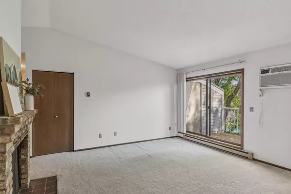 Saint Louis Park, MN 55426,400 Shelard Pkwy #303