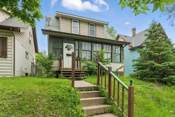 Saint Paul, MN 55130,363 Geranium AVE E