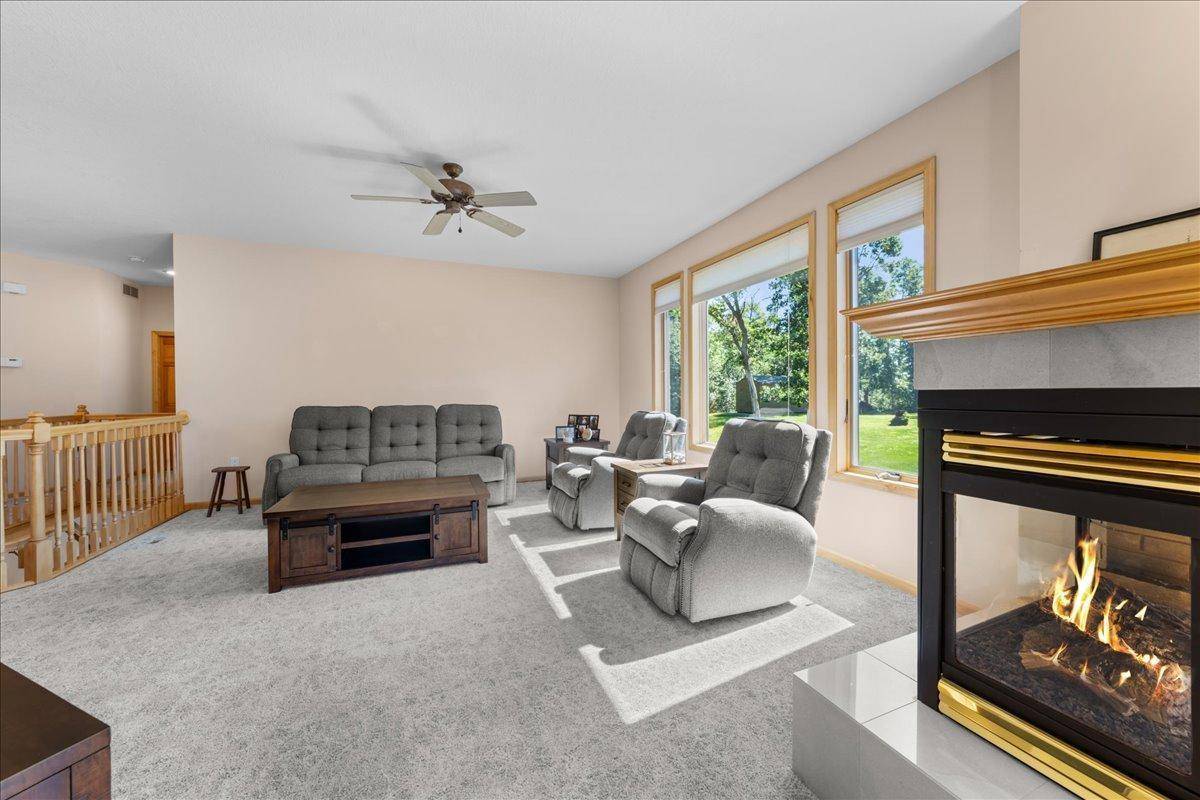 Hudson, WI 54016,1195 64th ST