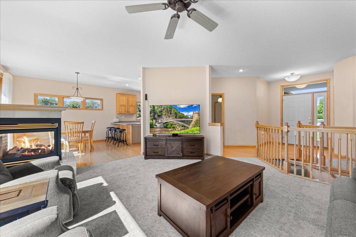 Hudson, WI 54016,1195 64th ST