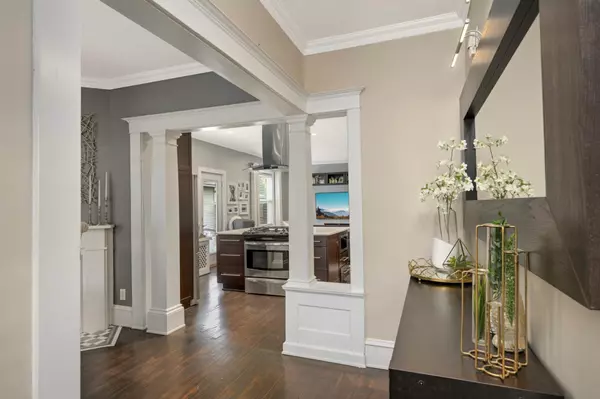 Minneapolis, MN 55408,2712 Grand AVE S