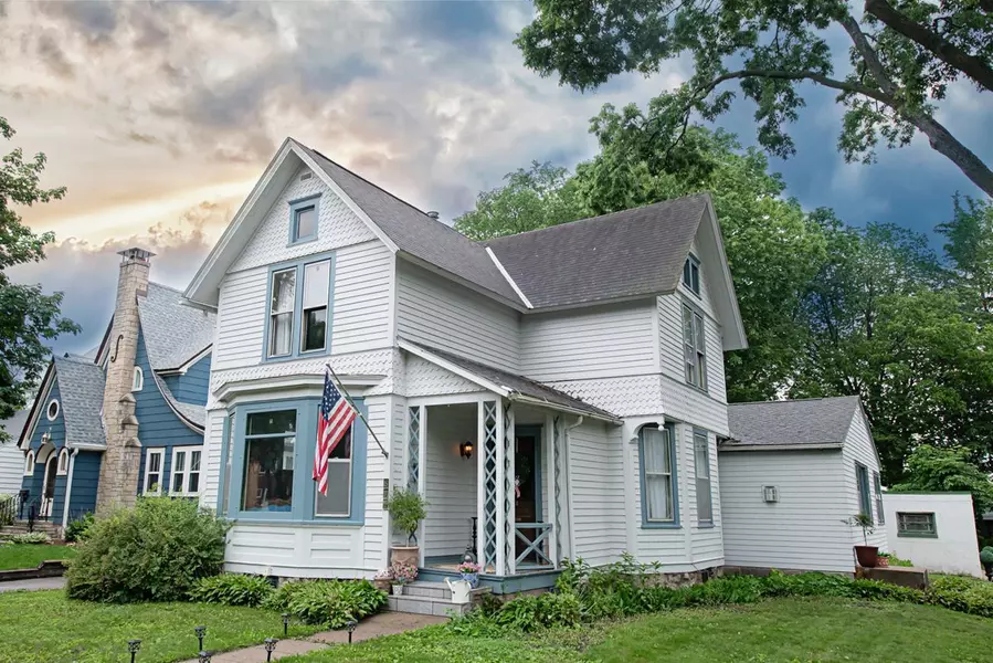 72 W Mill ST, Winona, MN 55987