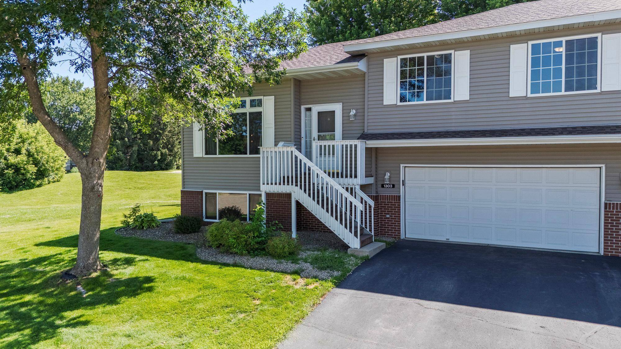 1303 Constitutional DR, Northfield, MN 55057