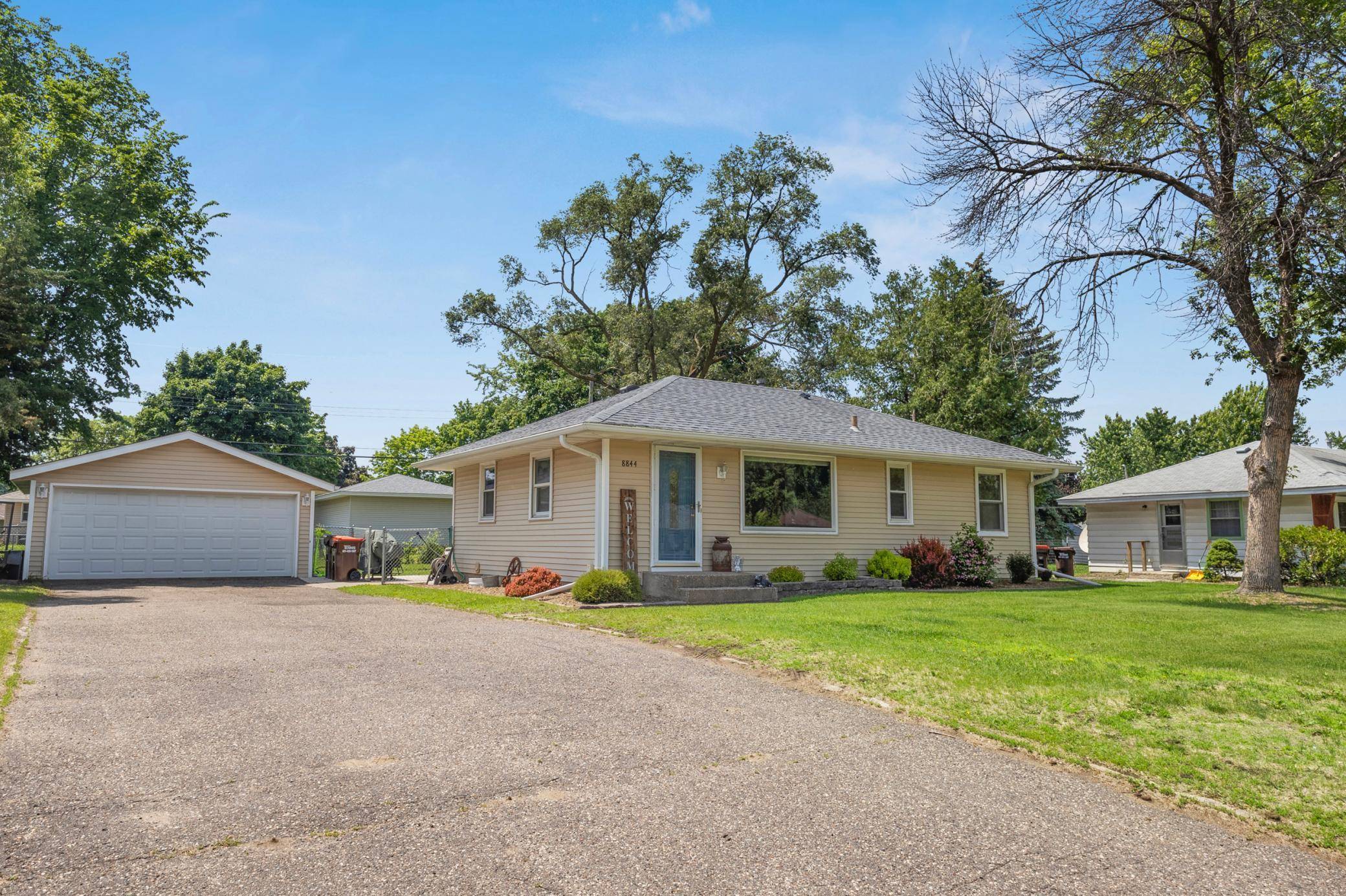 Cottage Grove, MN 55016,8844 Hadley AVE S