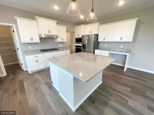 Hugo, MN 55038,16290 Fairoaks AVE N