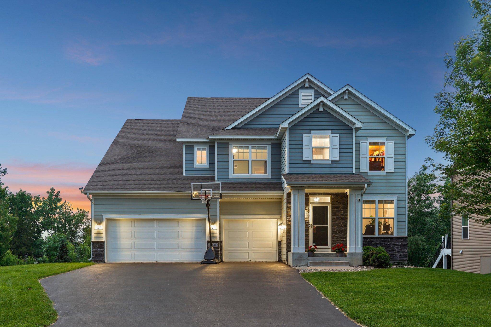 18482 Aubrie CT, Eden Prairie, MN 55347