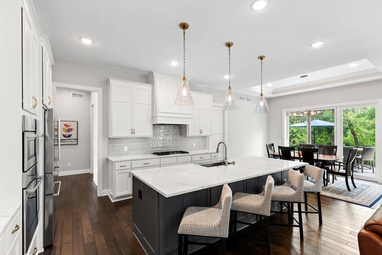 Eden Prairie, MN 55347,16907 Valley RD