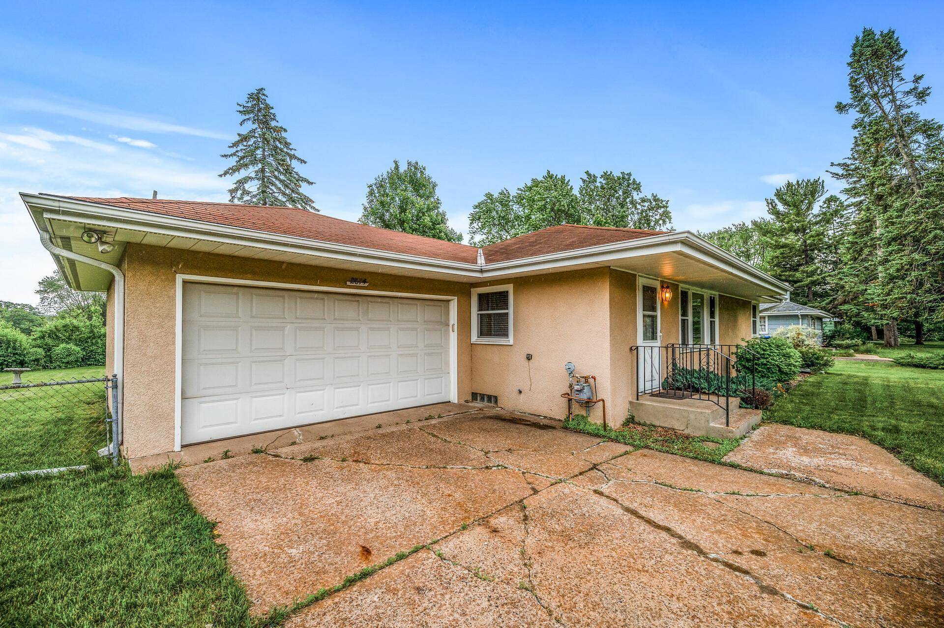 Roseville, MN 55113,2874 Merrill ST