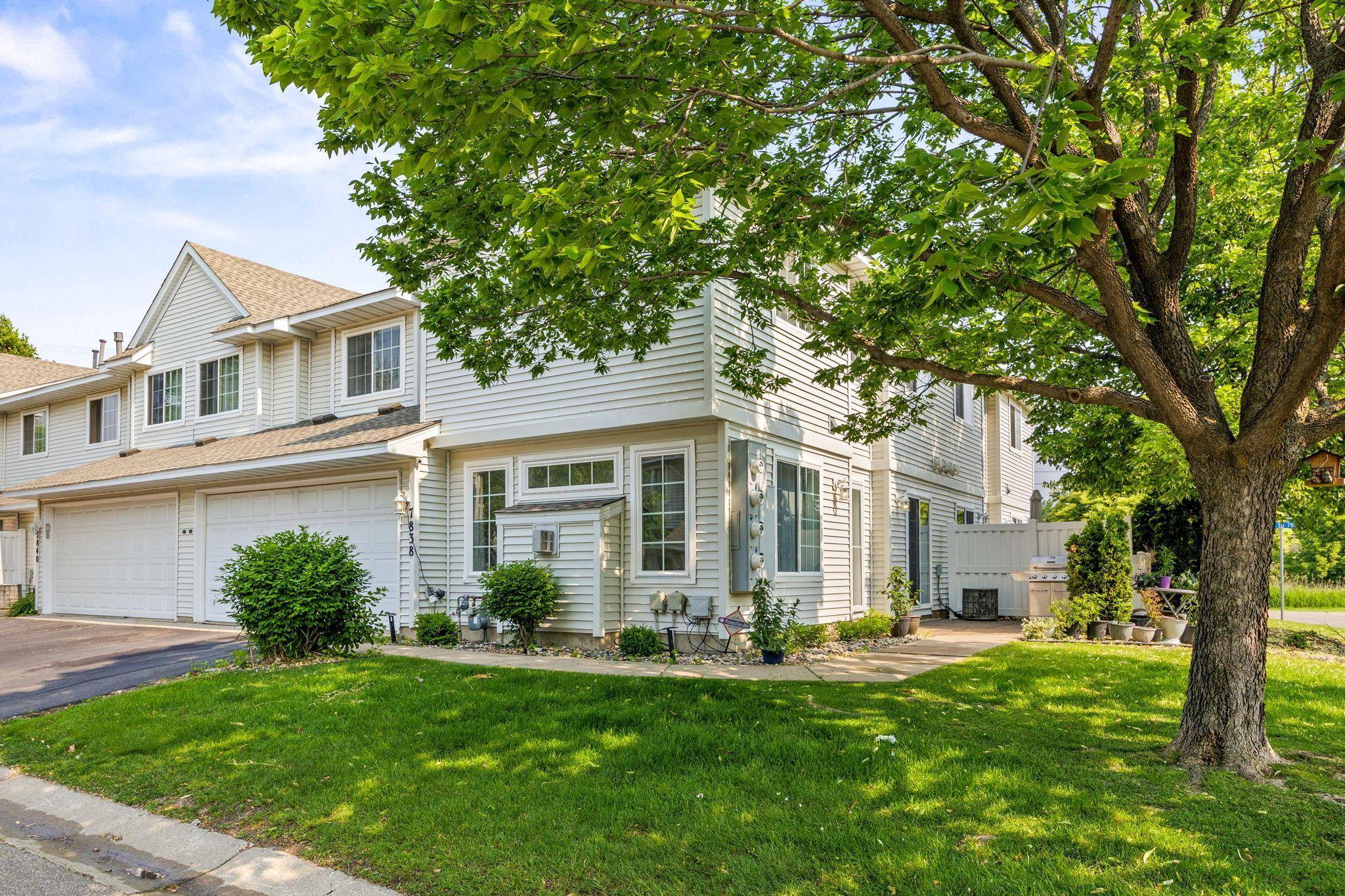 Chanhassen, MN 55317,7838 Harvest LN