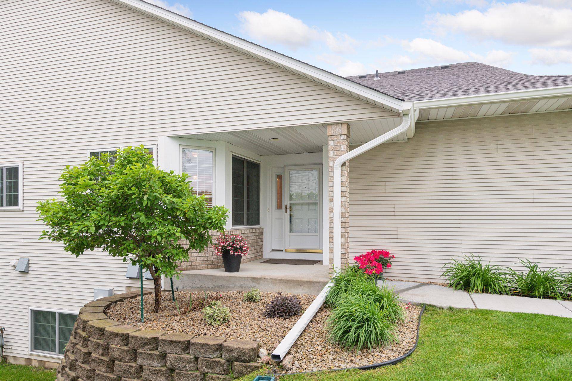 Plymouth, MN 55446,3725 Archer LN N