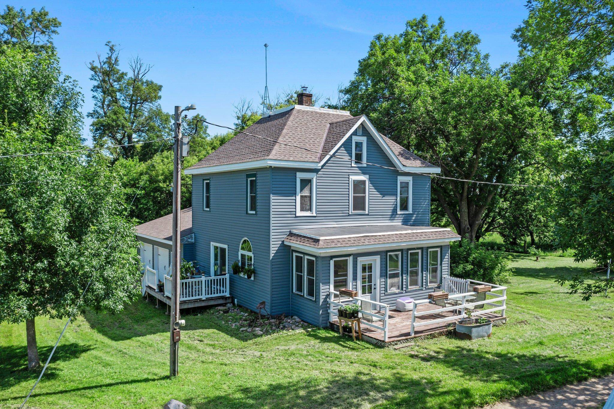 2269 Zane AVE, Stewart, MN 55385