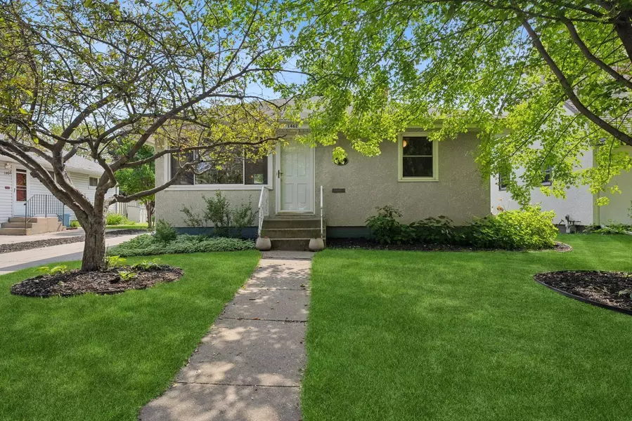 1462 Cohansey ST, Saint Paul, MN 55117