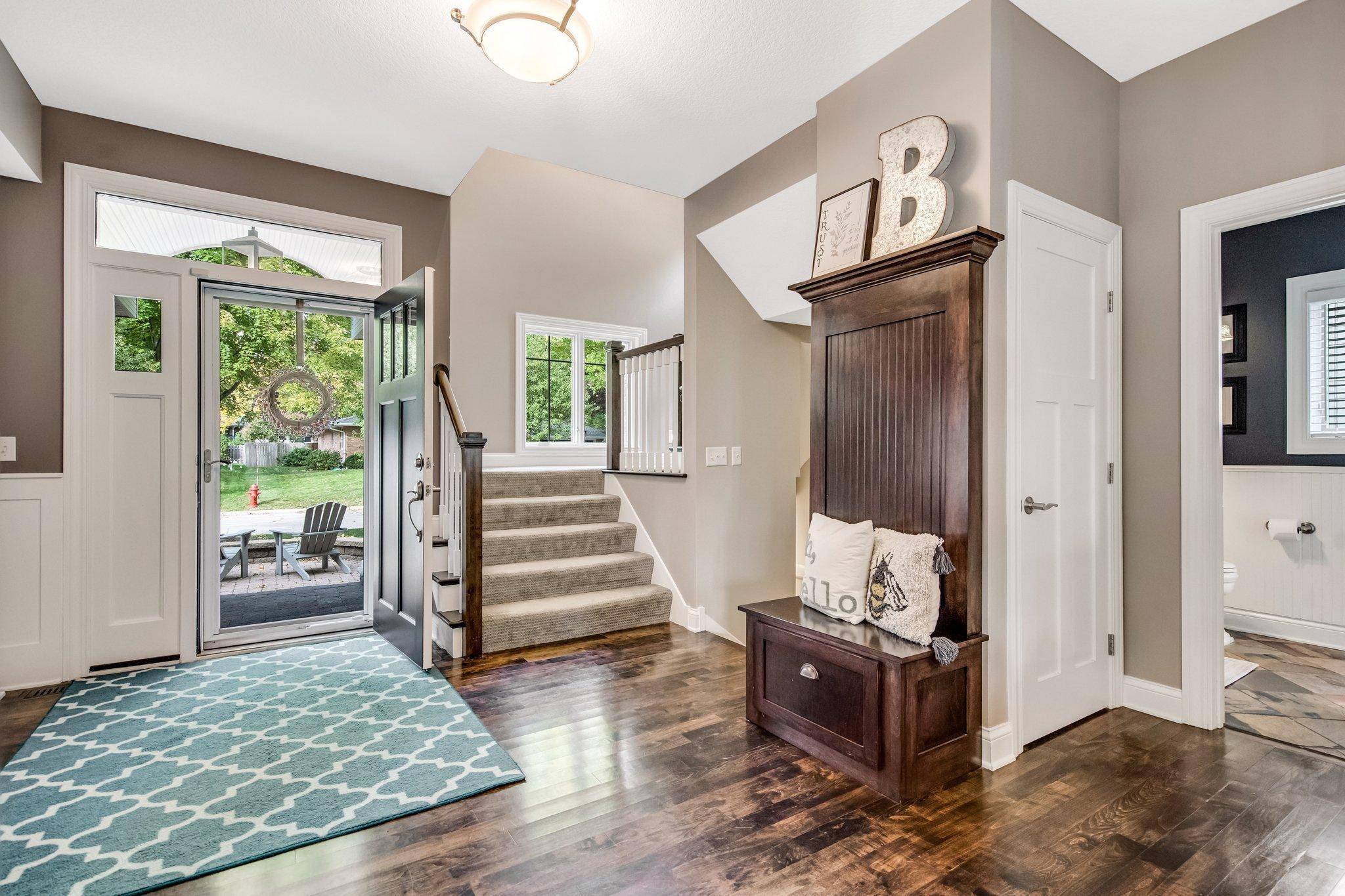 Edina, MN 55435,4425 Ellsworth DR