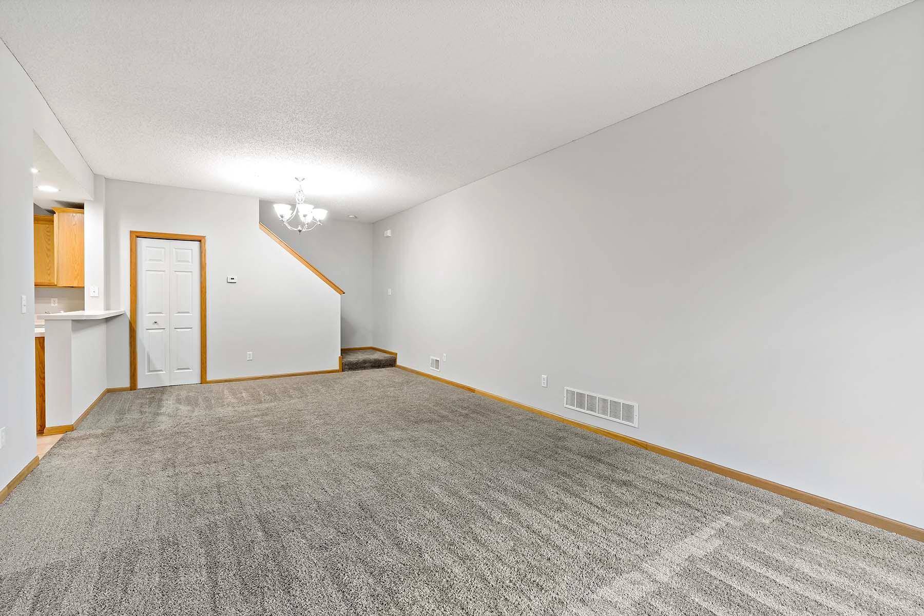 Rosemount, MN 55068,13686 Brass Pkwy #55