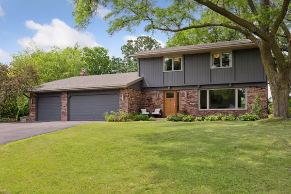 15324 Lake Rose LN, Minnetonka, MN 55345