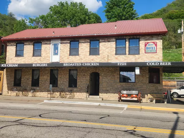 Alma, WI 54610,201 N Main ST