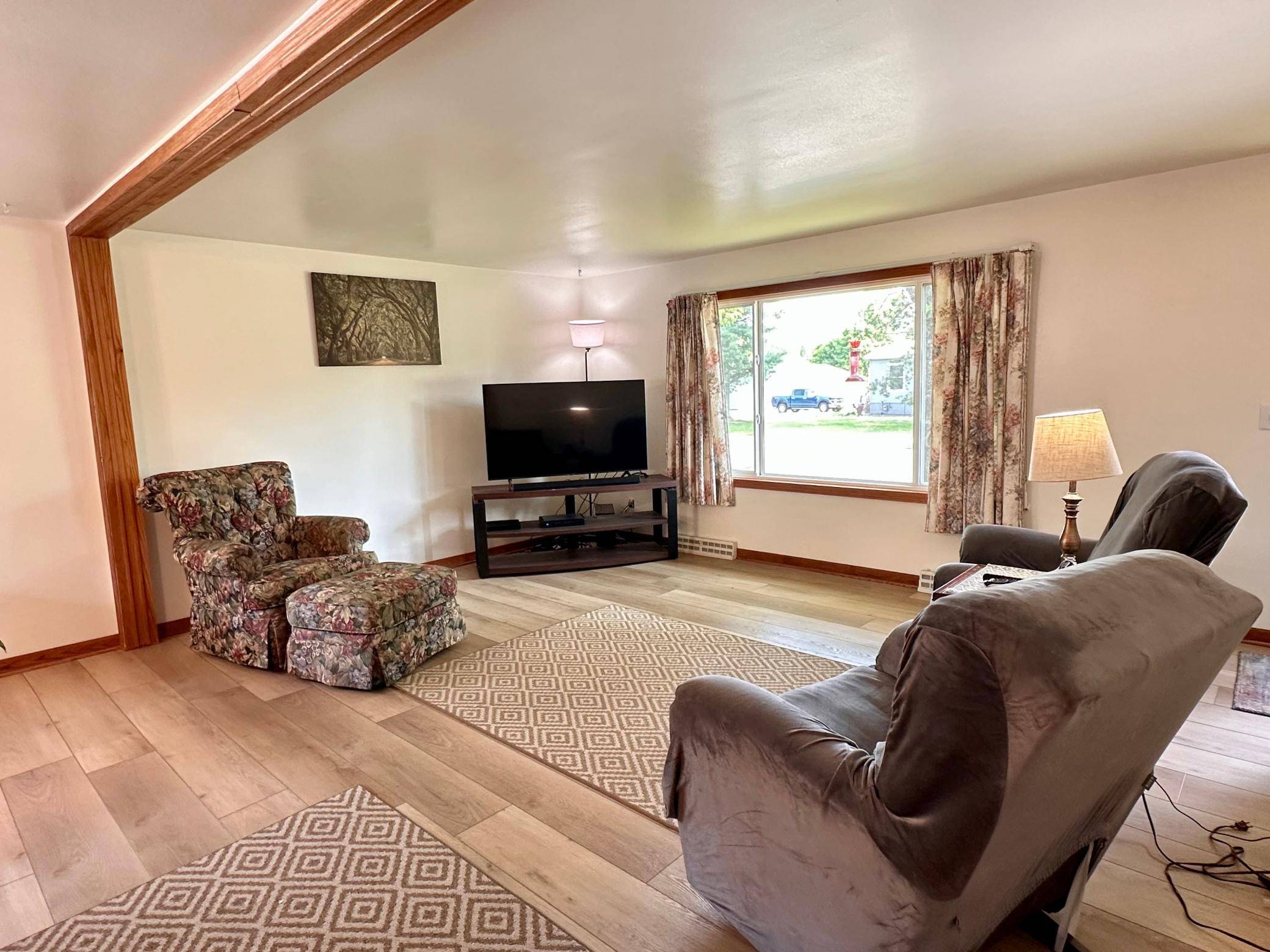 Wrenshall, MN 55797,303 Goad DR