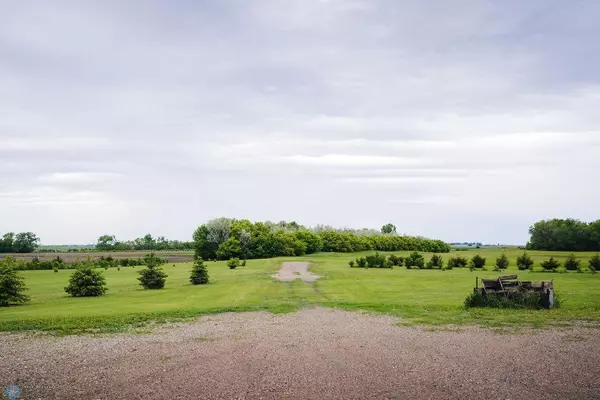 Jamestown, ND 58401,3853 91st AVE SE