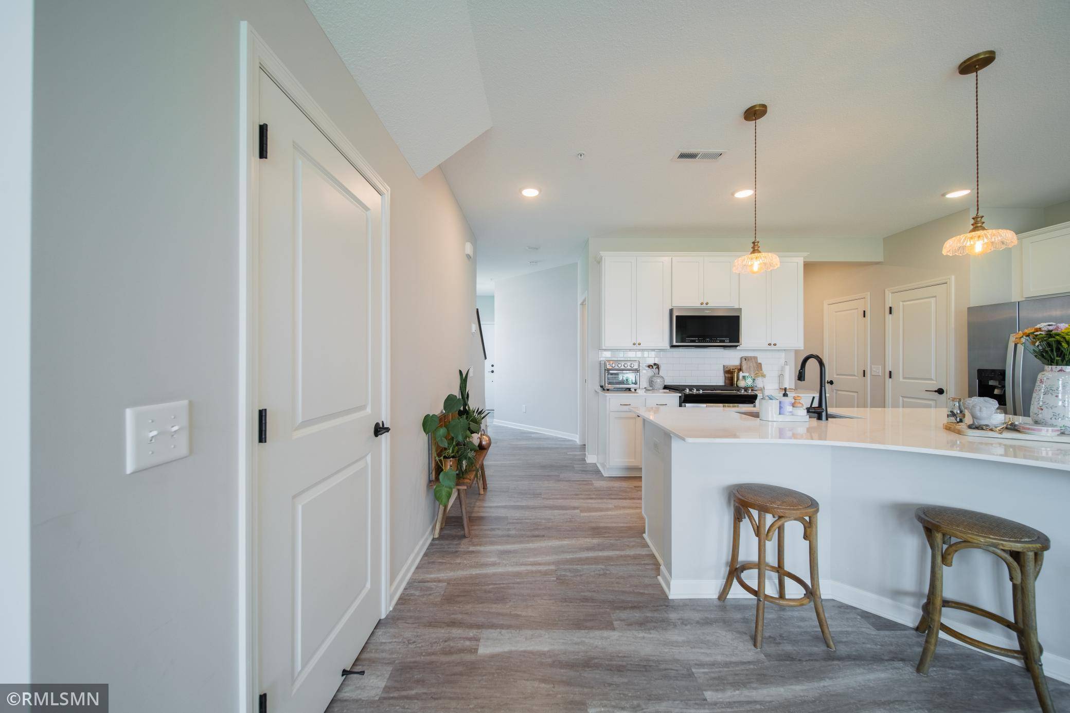 Woodbury, MN 55129,11261 Brookview RD
