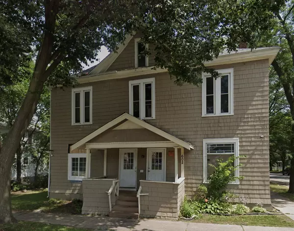 602 Mendota ST, Saint Paul, MN 55106