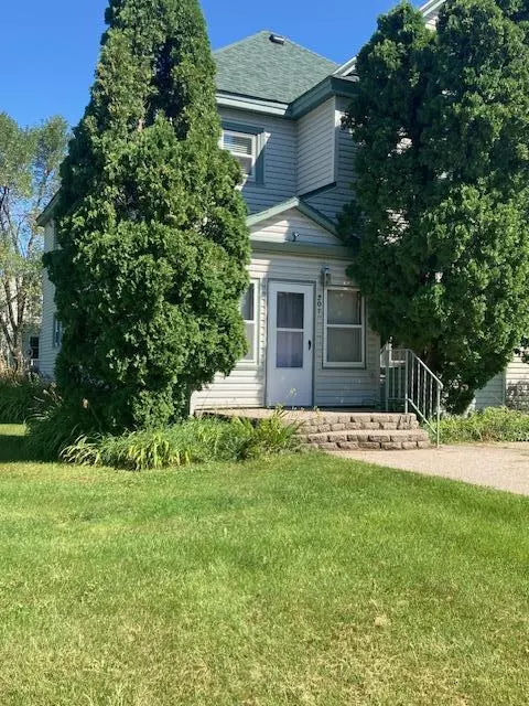 Lowry, MN 56349,201 Cherry ST