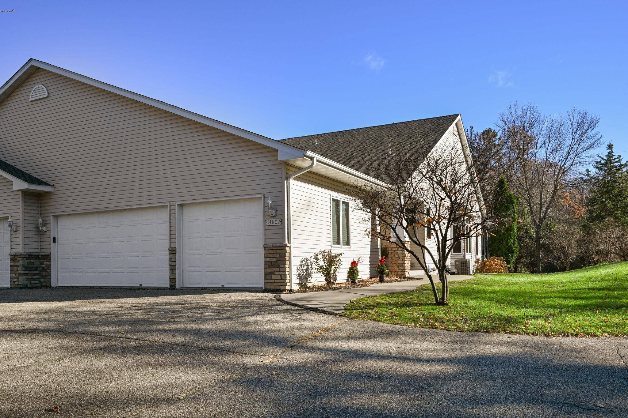 Minnetonka, MN 55345,14802 Margaret PL