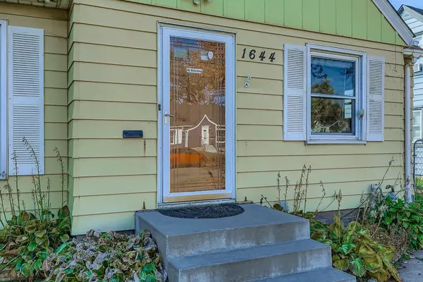 Saint Paul, MN 55106,1644 Arlington AVE E