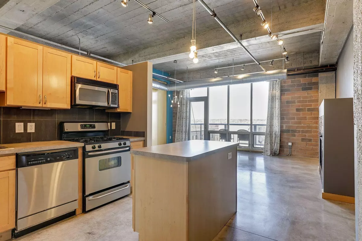 Minneapolis, MN 55401,901 N 3rd ST #501