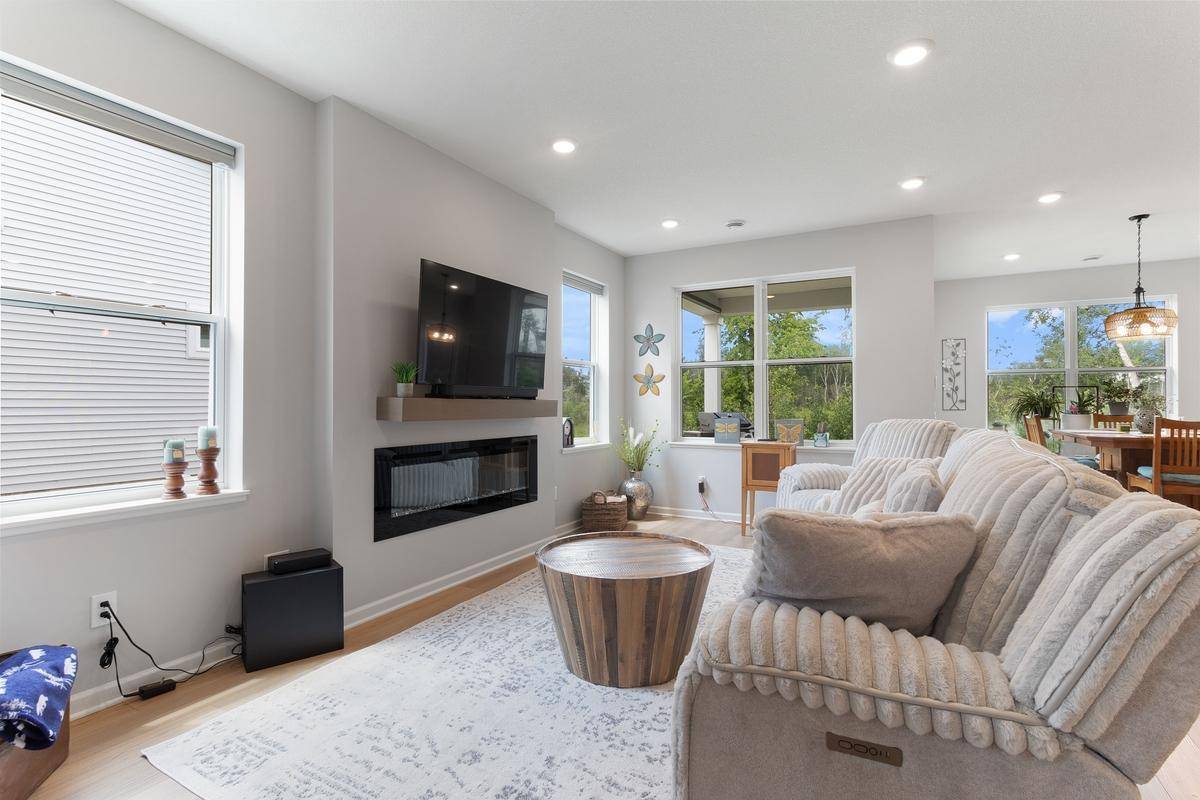 Hugo, MN 55038,15730 Goodview TRL N