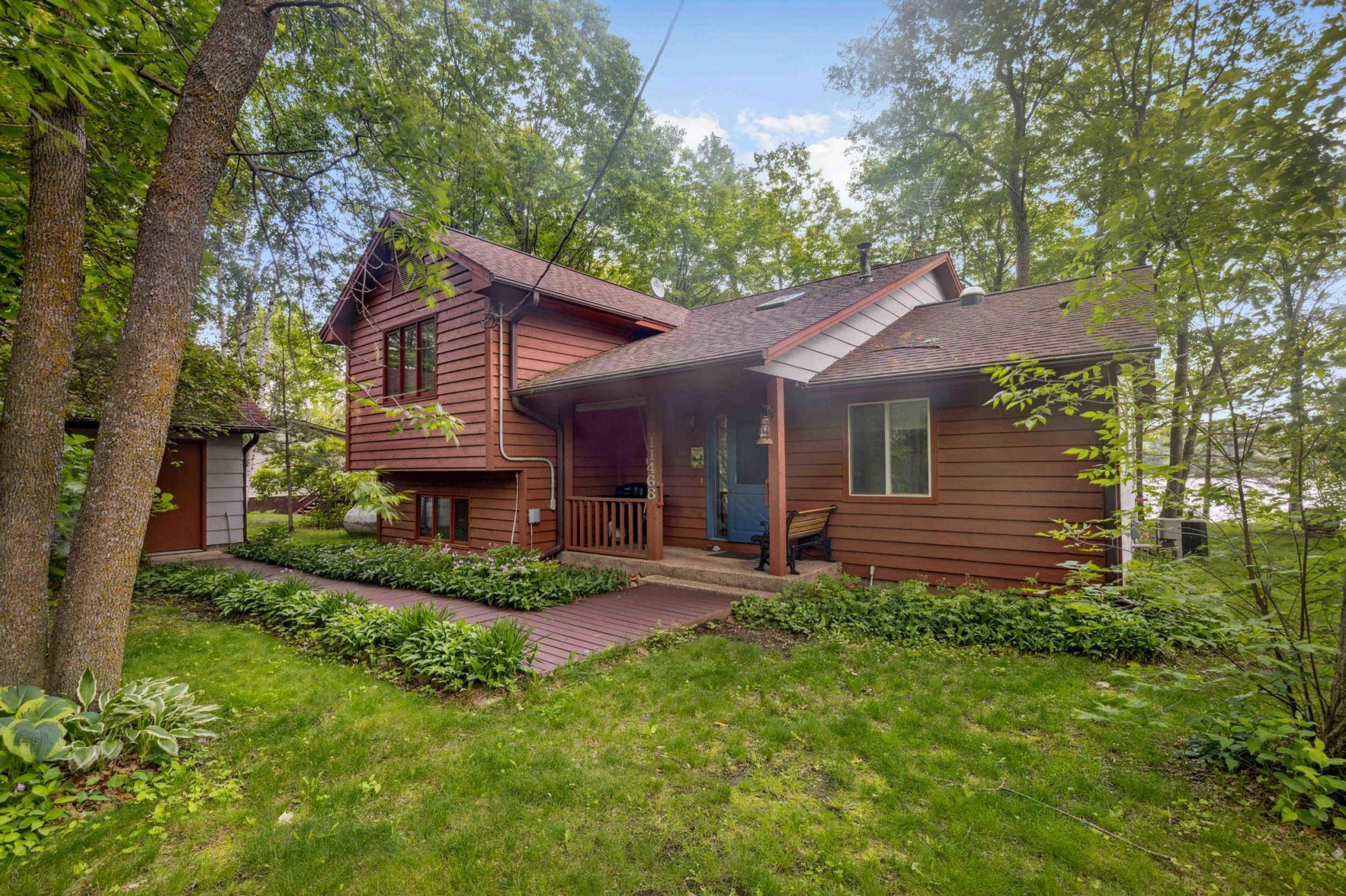 11468 Robinwood LN, Brainerd, MN 56401