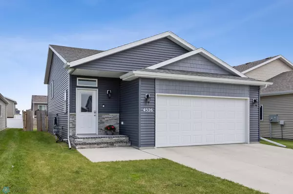 4526 17th ST S, Moorhead, MN 56560