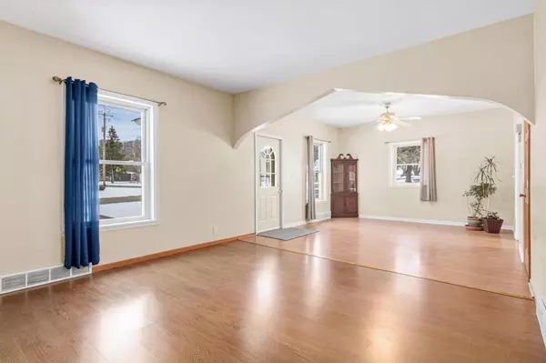 Elmwood, WI 54740,231 S Woodworth ST