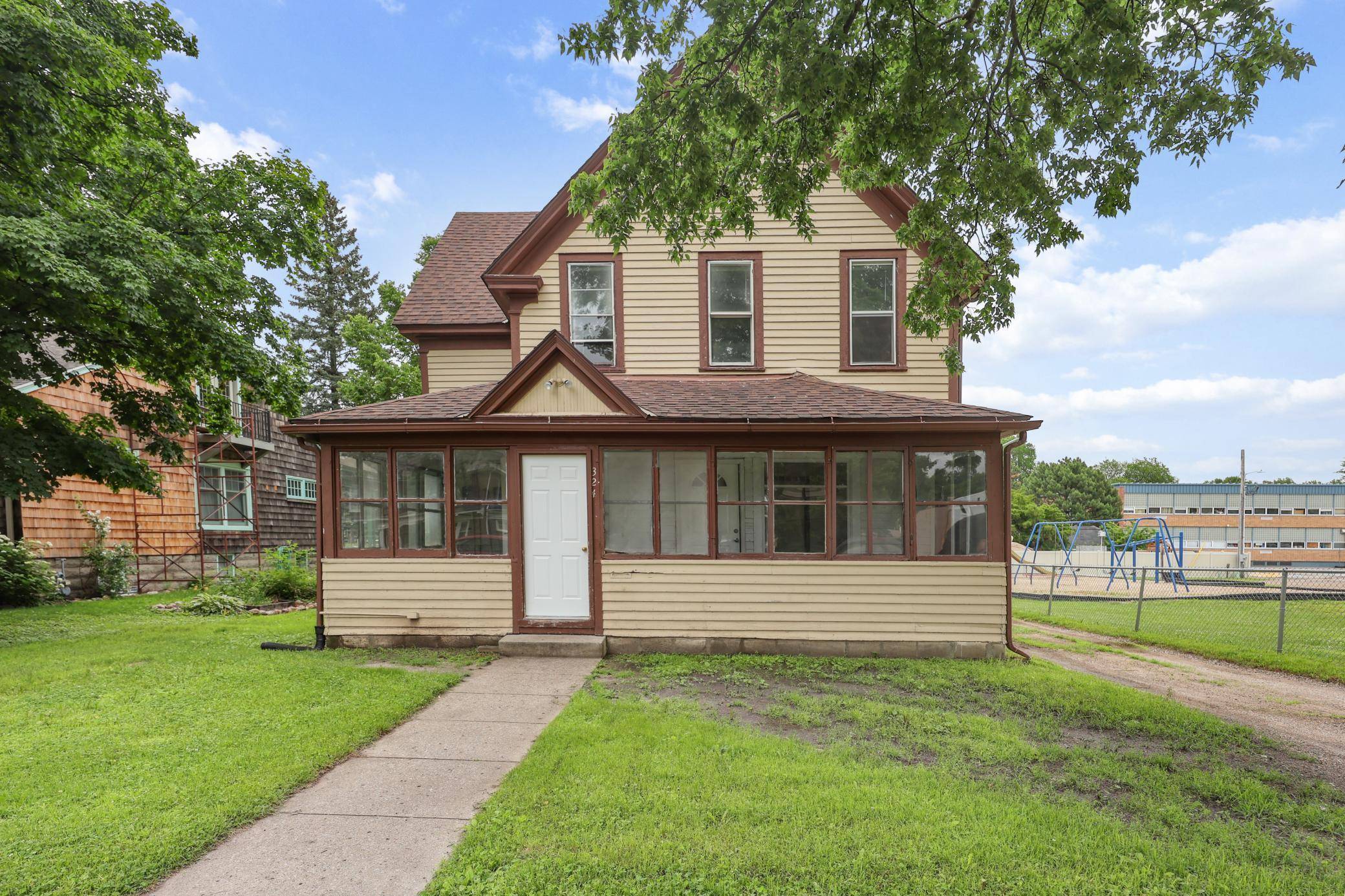 324 N Holcombe AVE, Litchfield, MN 55355