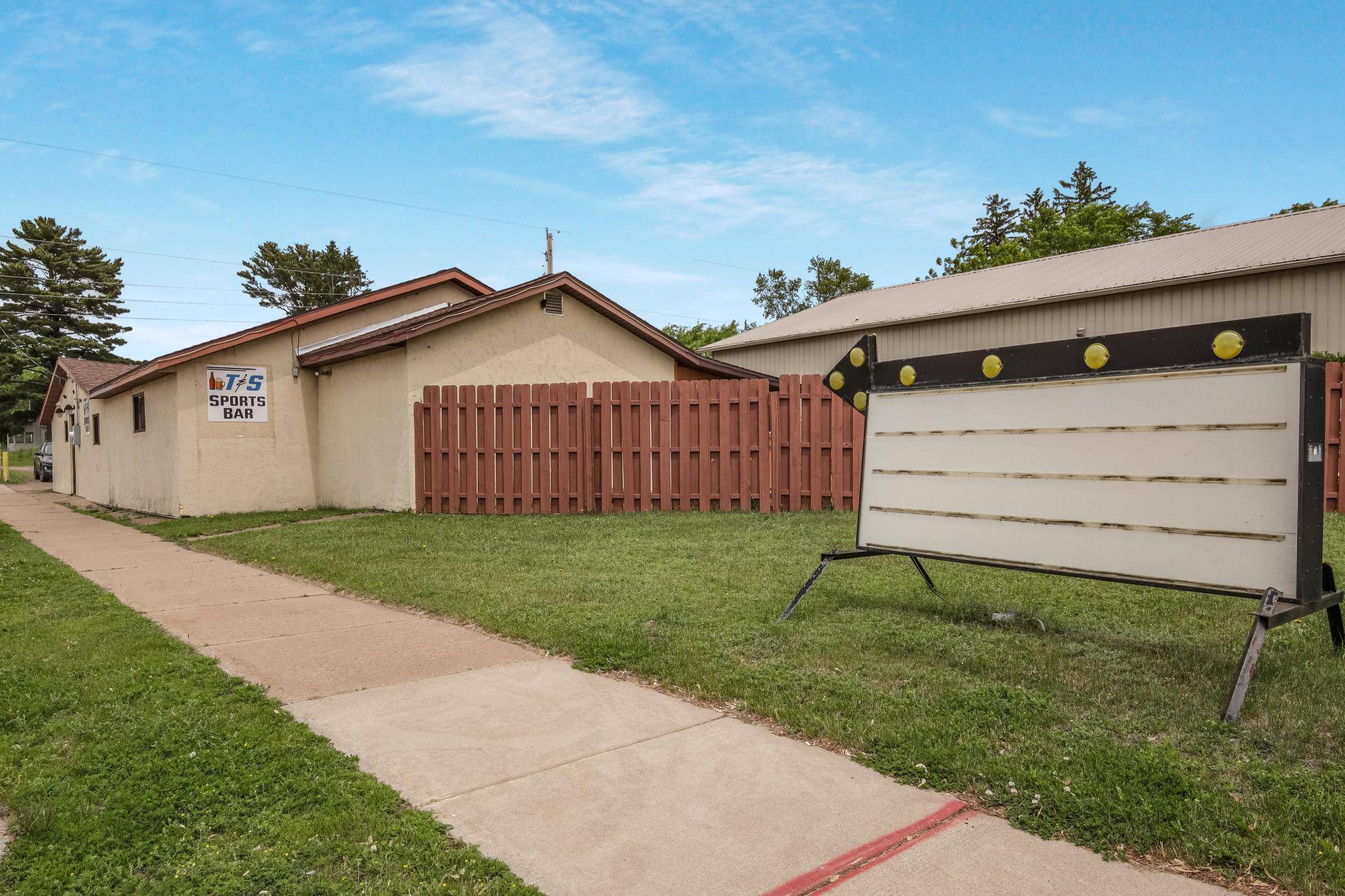 Cameron, WI 54822,109 N 6th ST