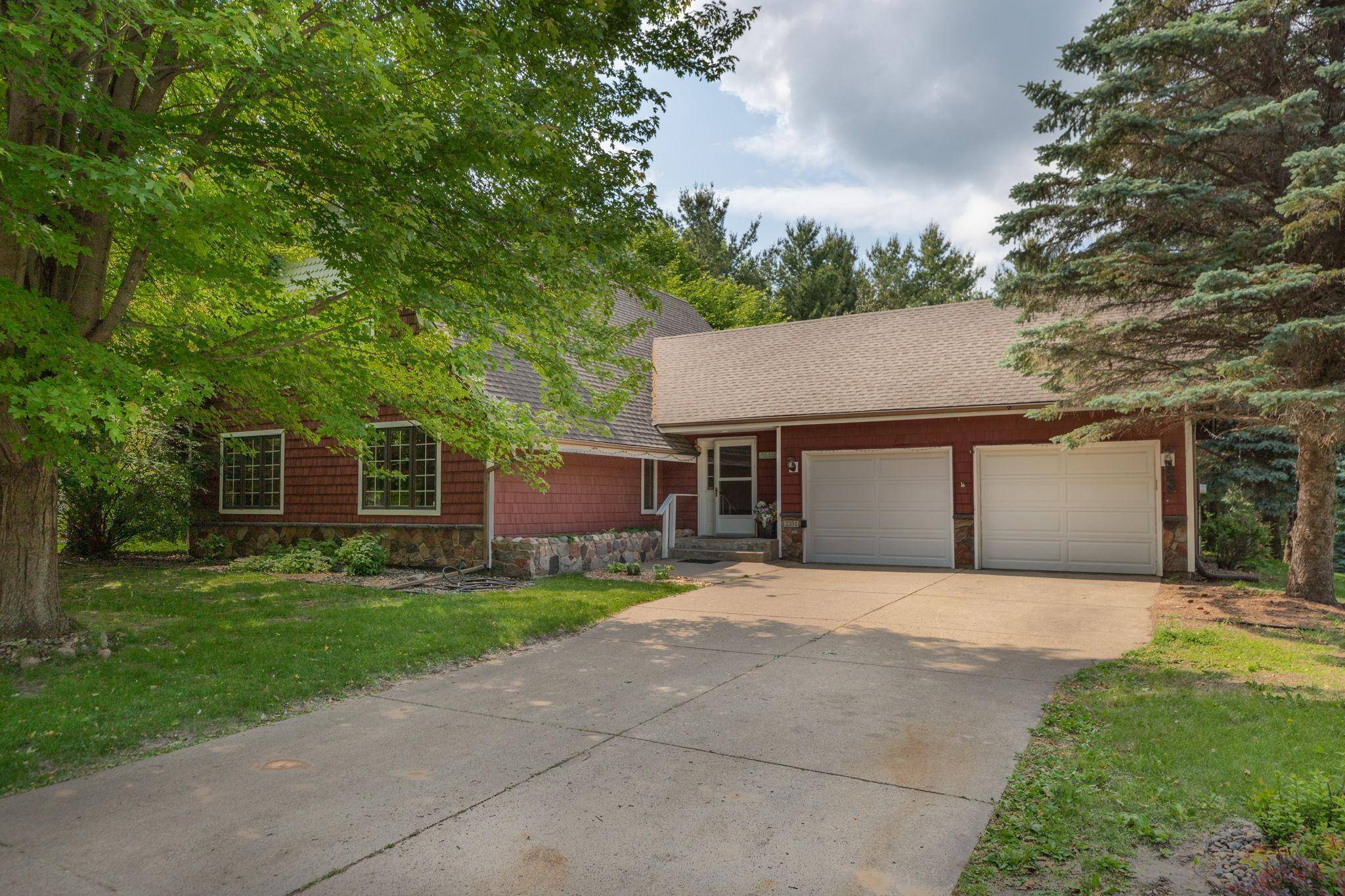 2351 Hallquist AVE, Red Wing, MN 55066