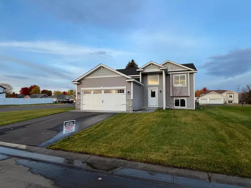 1734 6th ST N, Sartell, MN 56377